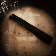 朝食で穀物を摂る！日本人の主食は米だし雑穀米♪